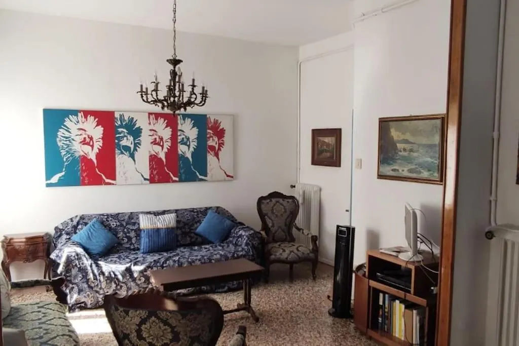 Elegant & Spacious Apartment Lido de Venecia 0*,